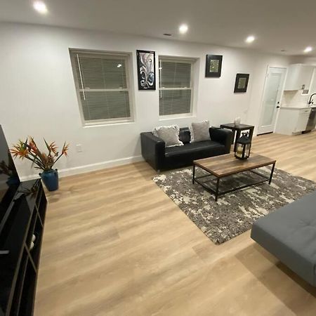 Newly Renovated 2 Bed In Dc #1 Apartment วอชิงตัน ภายนอก รูปภาพ