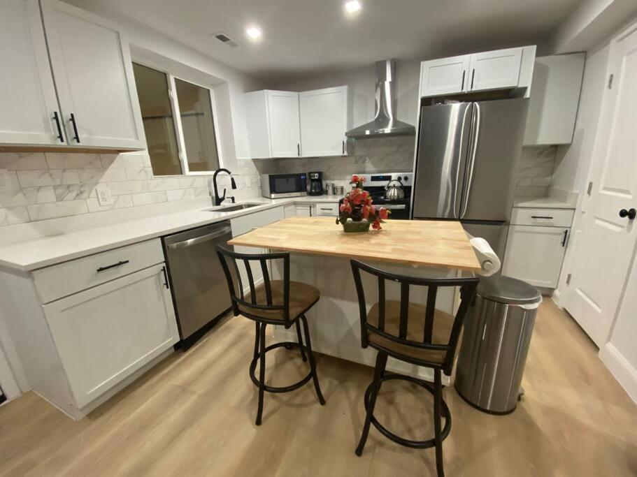 Newly Renovated 2 Bed In Dc #1 Apartment วอชิงตัน ภายนอก รูปภาพ